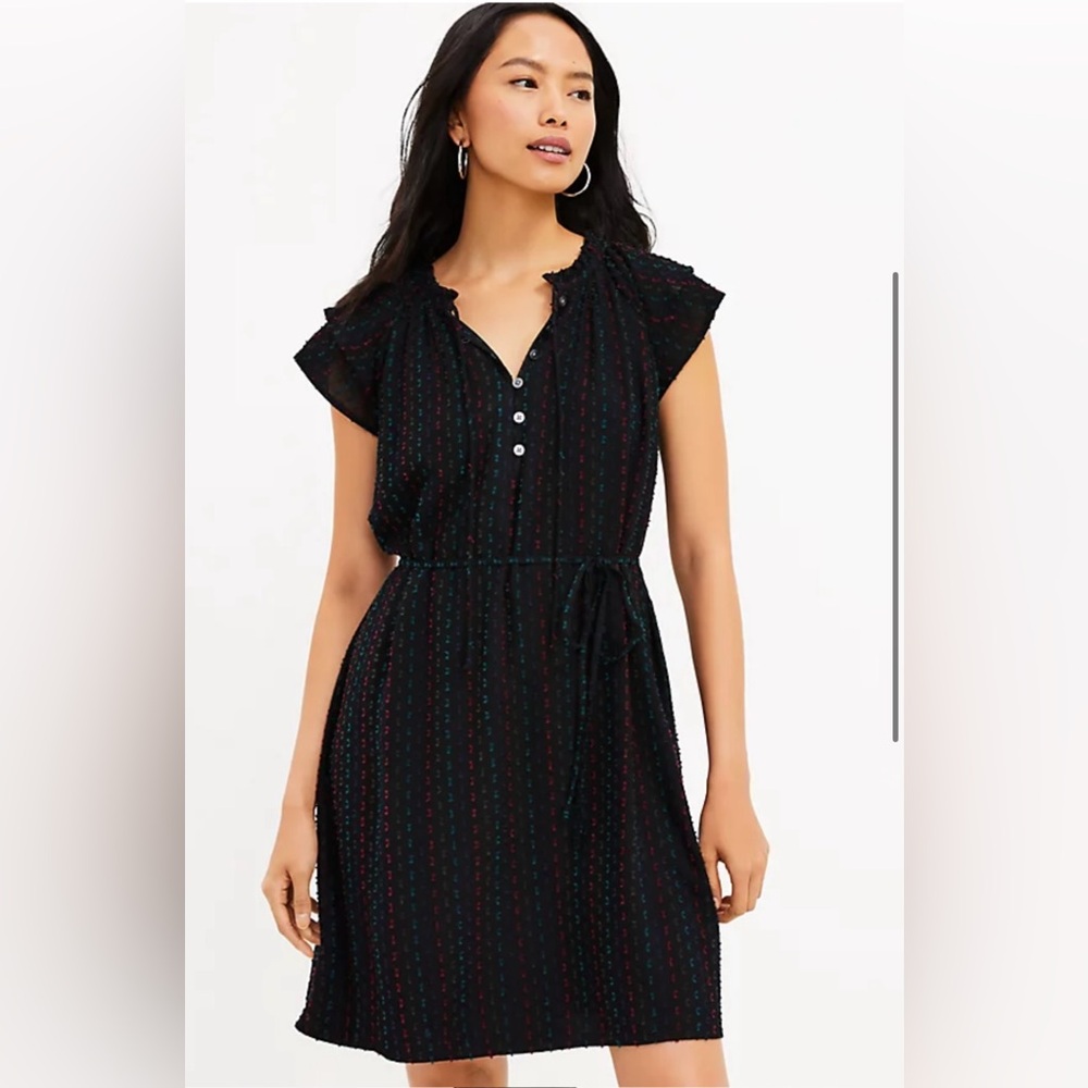 NWT Loft Clip Flutter Sleeve Button Dress